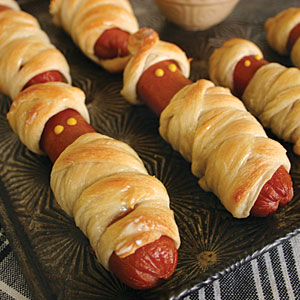 mummy-hot-dogs-l
