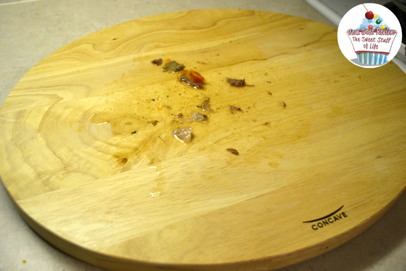 Concave Cutting Board by Architec Housewares #Review #ChristmasMDR14 | Mom Does Reviews
