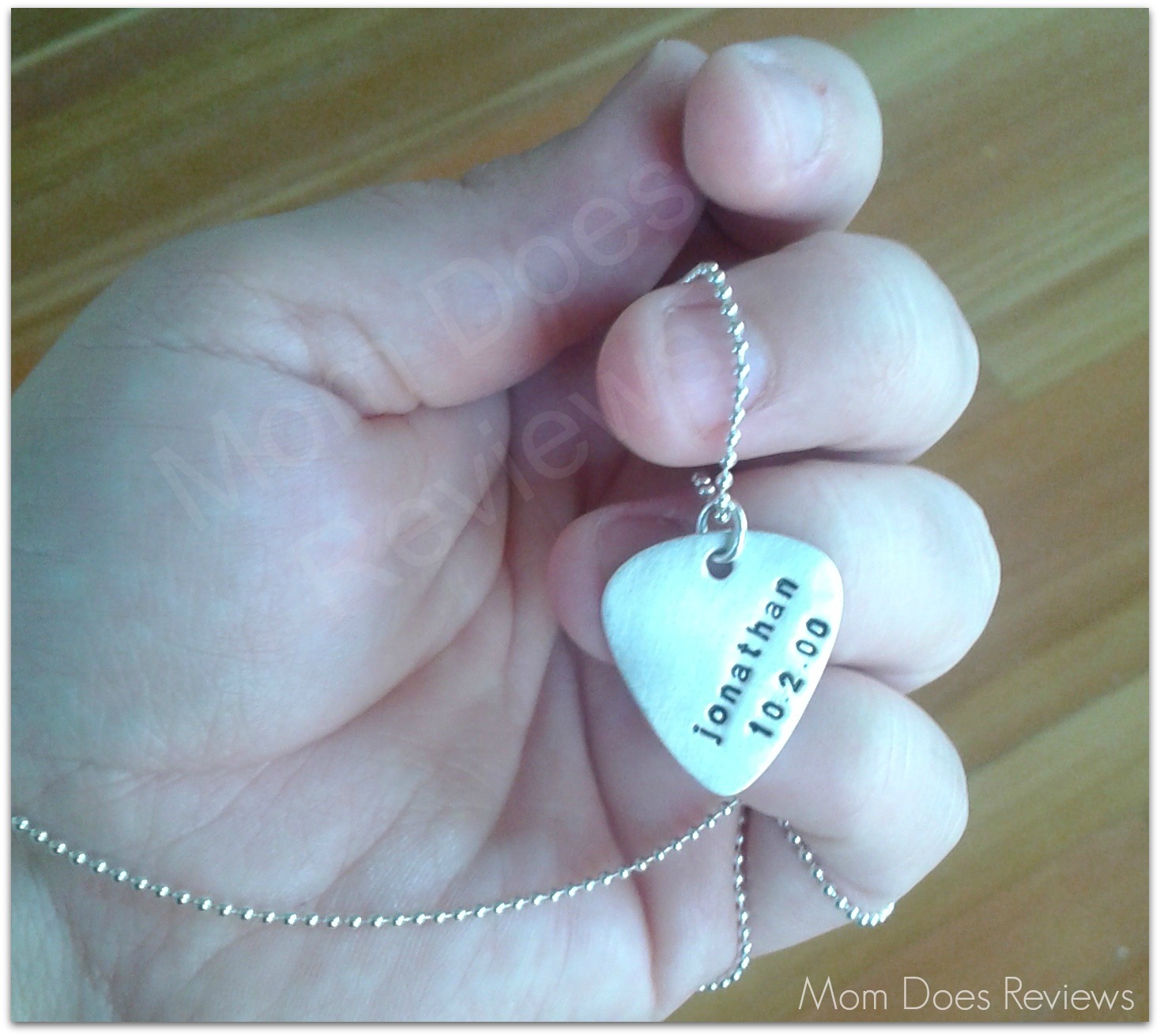 Guitar Pick Necklace from Isabelle Grace Jewelry #MomDoesReviews