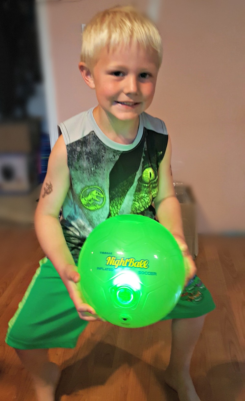 Help Your Little One Stay Focused with a Tangle Creations