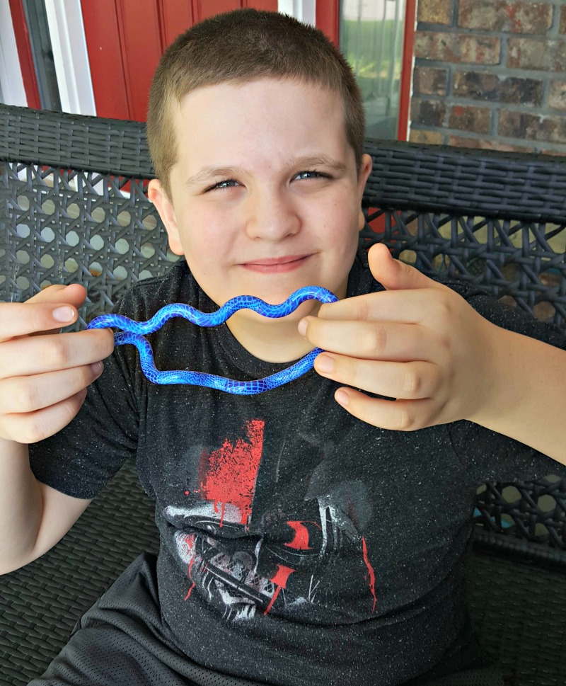 Help Your Little One Stay Focused with a Tangle Creations
