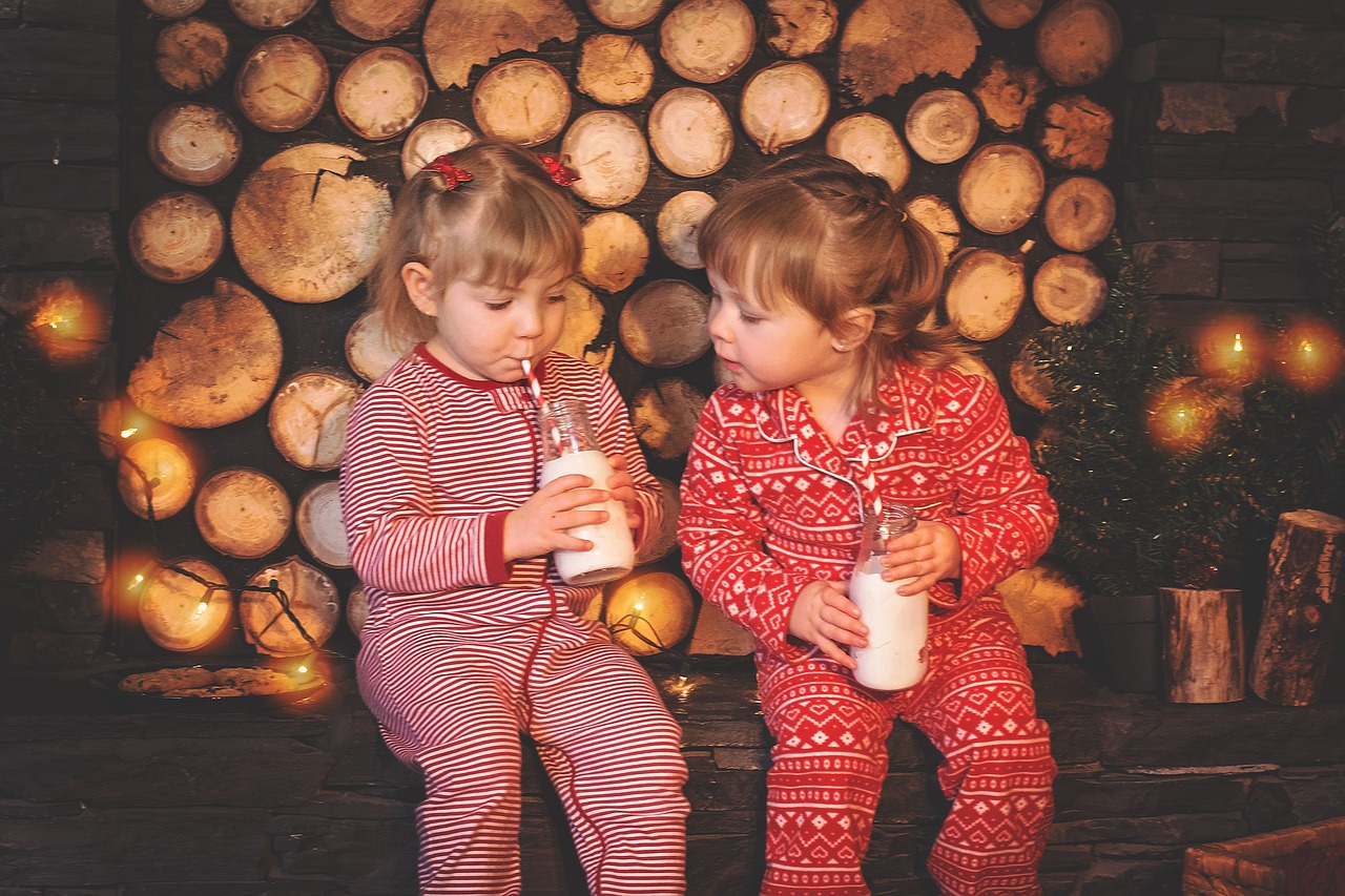 Matching Family Pajamas: 7 Ideas for Fun Christmas Traditions 
