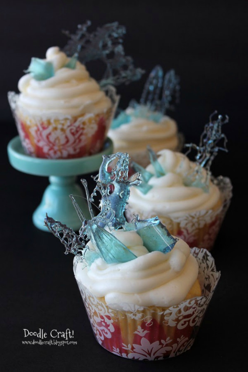 Frozen Icicle Candy Cupcakes!