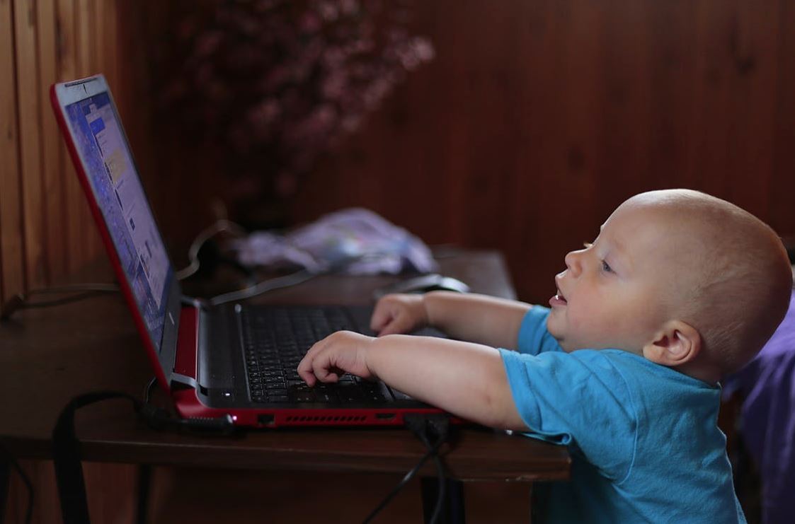 Internet Use: How to Teach Your Kids Safe Practices
