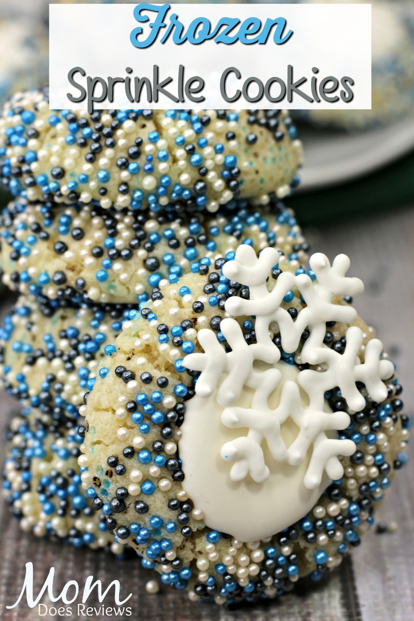 Frozen Snowflake Sprinkle Cookies  #Frozen #disney #cookies #sweettreats