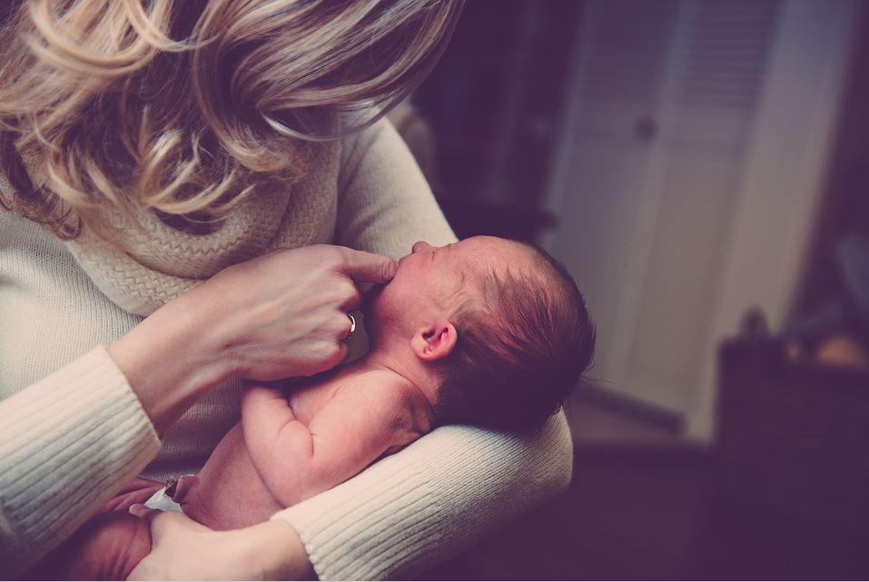 Have You Recently Had a Baby? 4 Ways to Revitalize Your Mommy Body