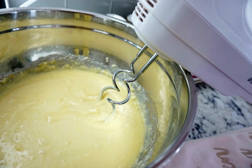 Lemon Glaze Cupcakes process