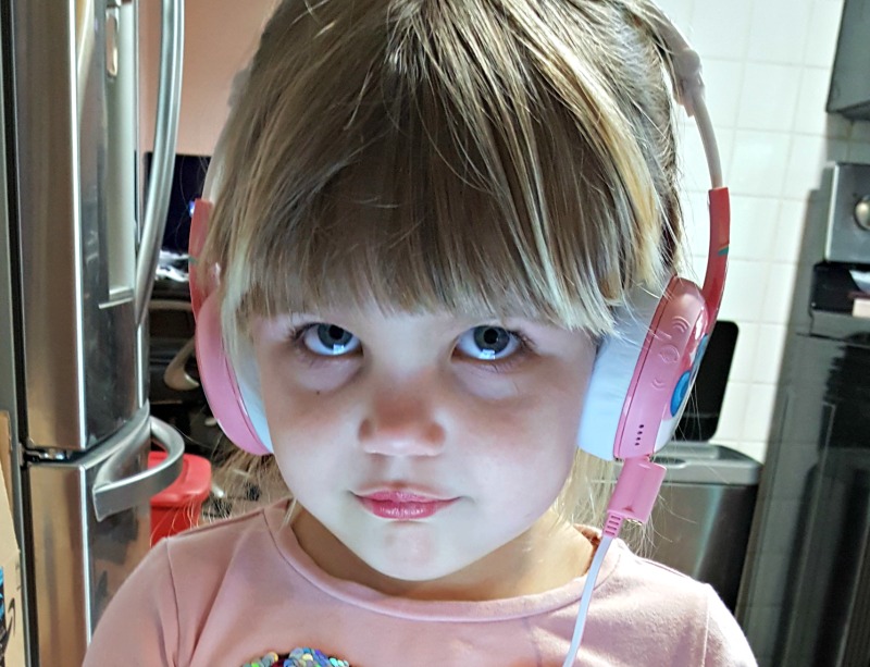 Perfect Headphones for Kids with the BuddyPhones Wave