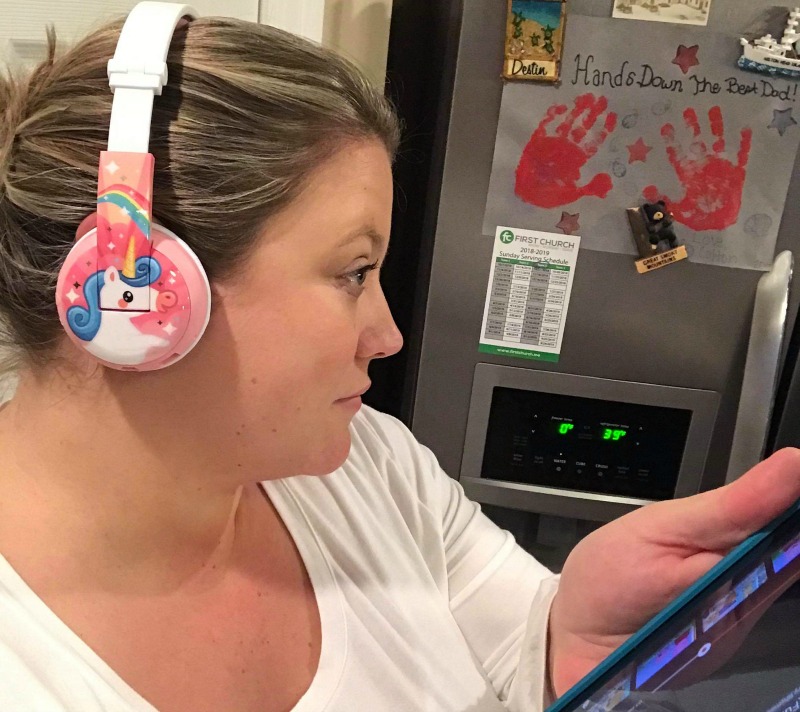 Perfect Headphones for Kids with the BuddyPhones Wave