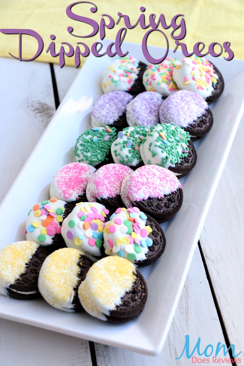 Spring Dipped Oreos #desserts #spring #cookies #diy #sprinkles #decorating