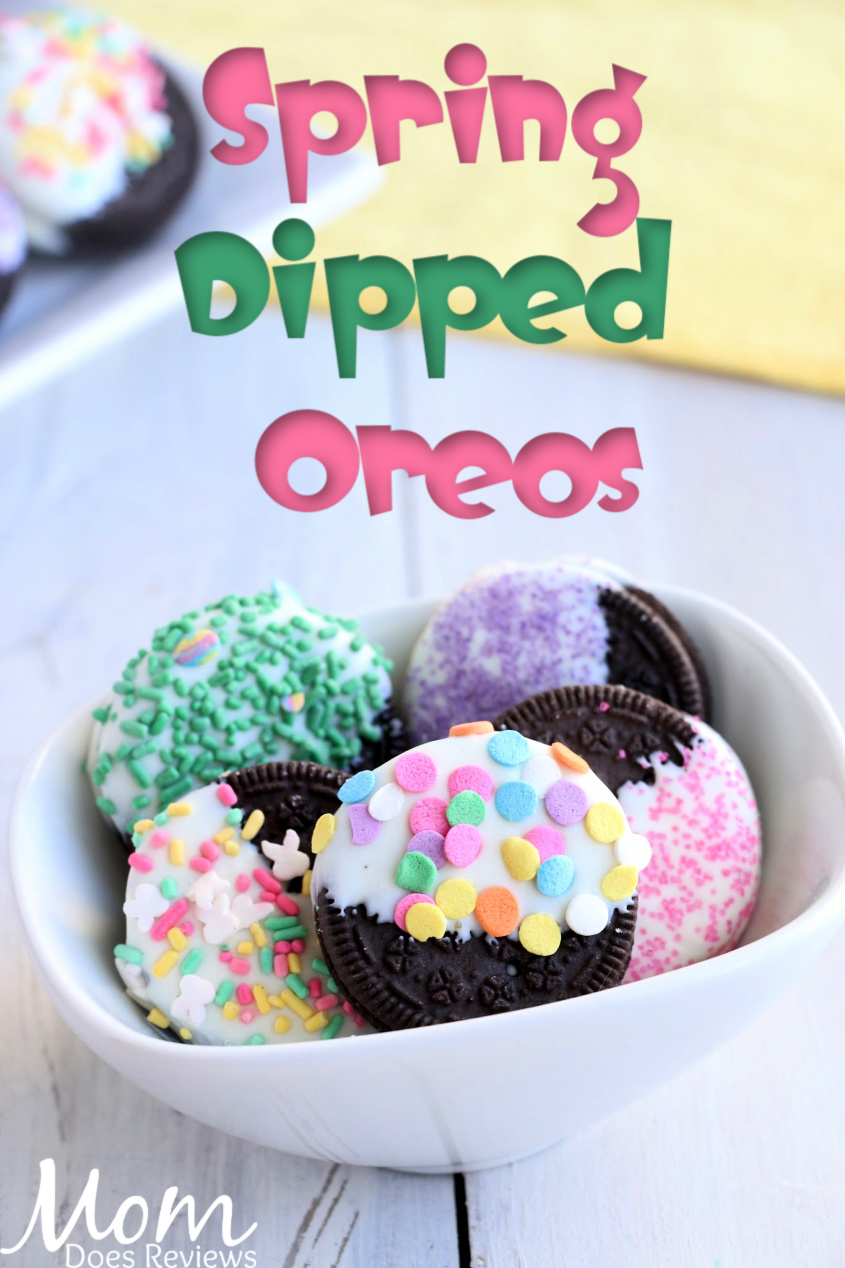 Spring Dipped Oreos #desserts #spring #cookies #diy #sprinkles #decorating