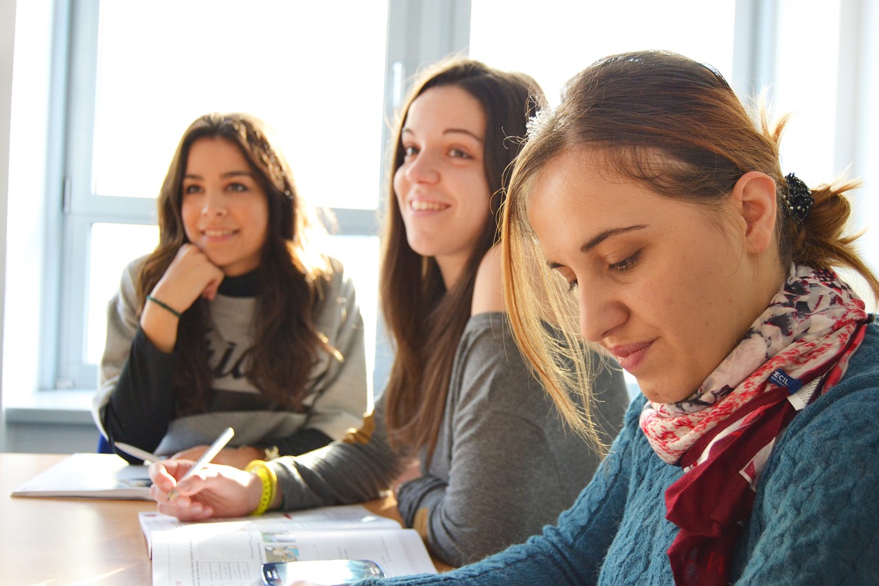 3 Key Ways International Schools Help You Shape a Better Career