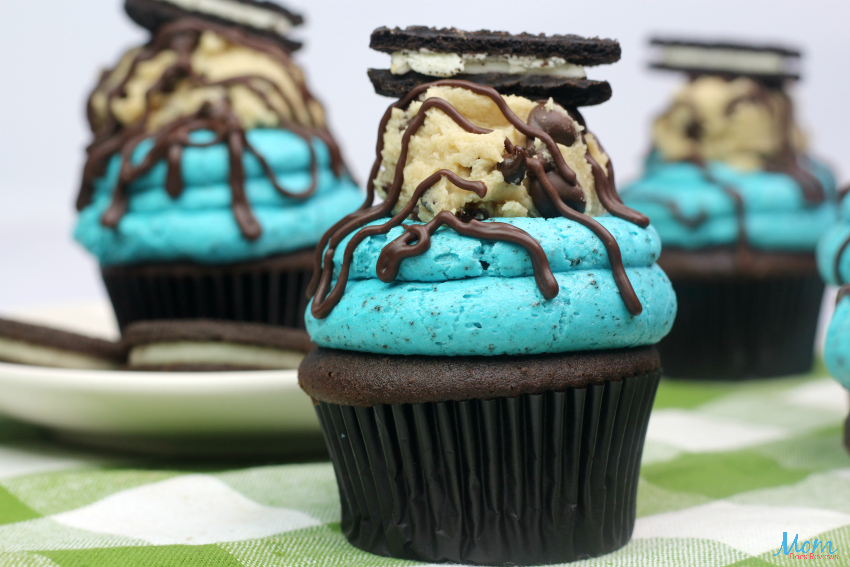 Cookie Monster Cupcakes Recipe & Tutorial