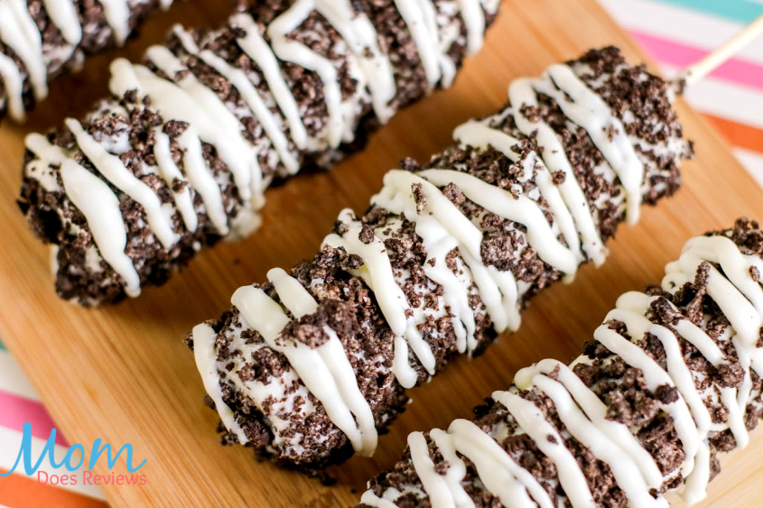 Easy Cookies and Cream Marshmallow Pops