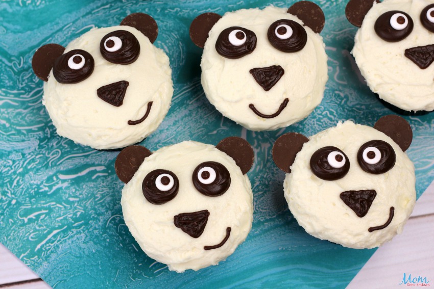 Panda World Semi Fondant Cake - Dough and Cream