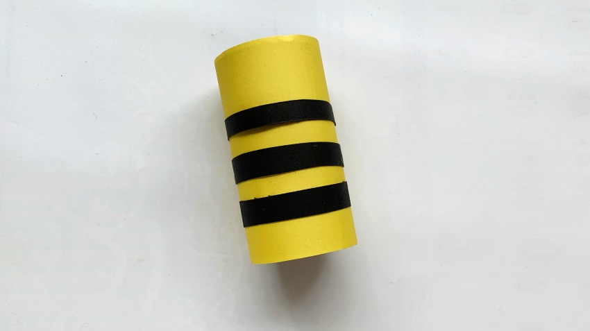 Toilet Paper Roll Bee Craft process 