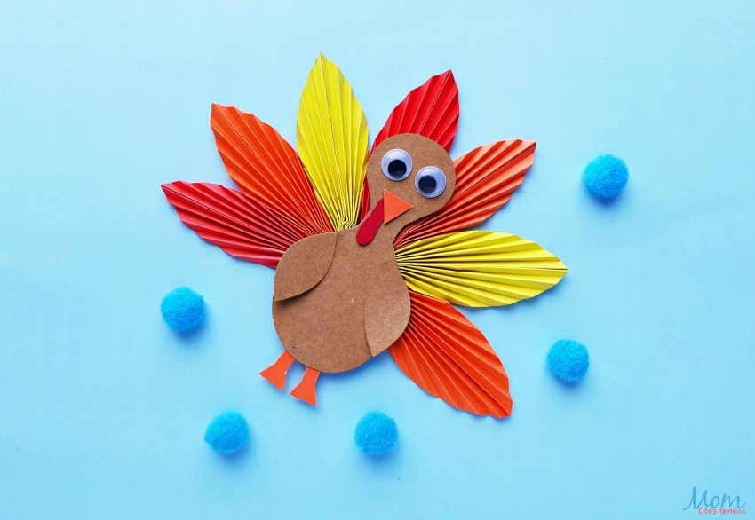 Fun Paper Turkey Craft for the Kids this Thanksgiving!
